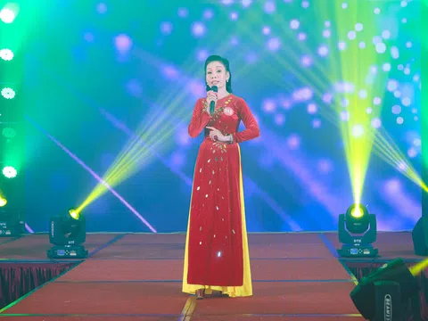 Doanh nhân Nguyễn Thị Tuyết Minh thể hiện ấn tượng tại cuộc thi “Nữ hoàng Doanh nhân đất Việt 2022”