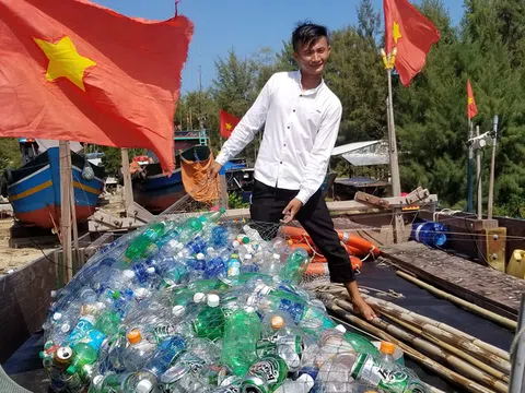 Dự án từ thiện "Đóng góp vỏ chai" gây quỹ xây dựng nhà tình thương tại Điện Biên