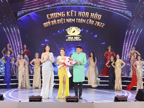 Doanh nhân Lê Thị Thúy Hằng tỏa sáng trong đêm chung kết Hoa hậu Quý bà Việt Nam Toàn cầu 2022