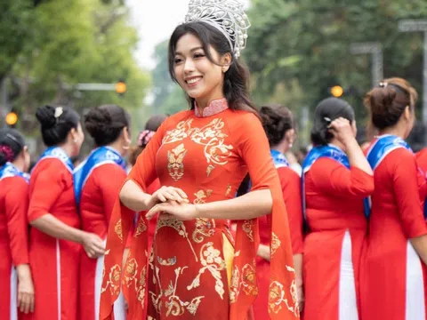 Hoa hậu Đỗ Thị Quỳnh diện áo dài khoe sắc tại sự kiện mới nhất
