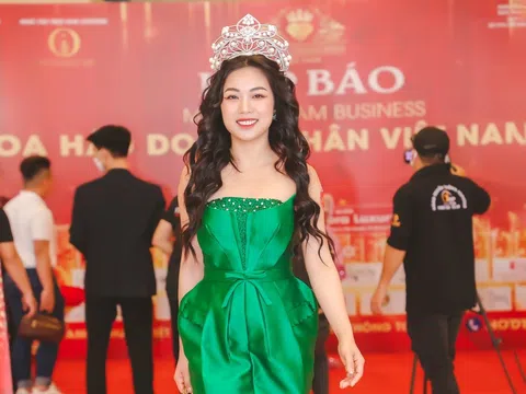 Sau đăng quang, Hoa hậu Đỗ Thị Quỳnh chấm thi nhan sắc