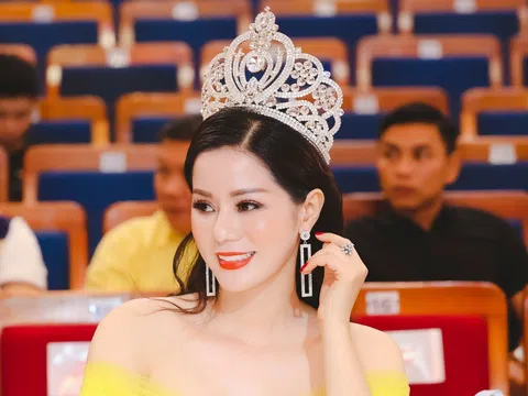 Á hậu Lê Xuân Tâm khoe sắc với phong cách quyến rũ trong đêm chung kết Hoa hậu Doanh nhân Việt Nam 2023