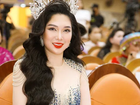 Visual xinh đẹp của Hoa hậu Khương Phương Anh tại đêm Chung kết Miss Asian