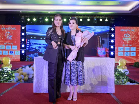Doanh nhân Uông Phương Thảo ủng hộ 105 triệu cho quỹ nhân ái BTC Hoa hậu Doanh nhân Việt Nam 2022
