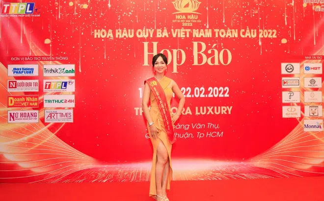 Hồ Cẩm Kim dự thi "Hoa hậu Qúy bà Việt Nam Toàn cầu 2022"
