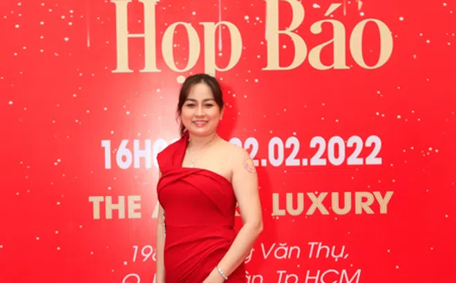 Thí sinh Lê Hồng Loan lộ diện tại cuộc thi Hoa hậu Quý bà Việt nam Toàn Cầu 2022